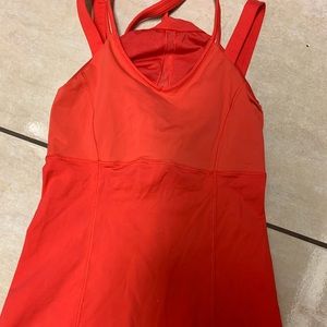 Lululemon tank
